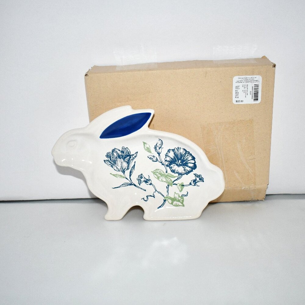 Southern Living Blue Floral Bunny Spoon Rest #ES25BUN003 NWT Details: Stoneware